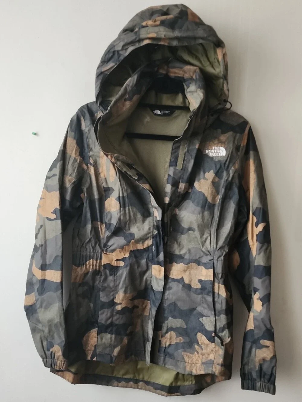 The North Face Women’s Camo Hooded Jacket - Olive/Black/Tan